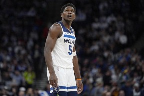 关于NBA常规赛倒计时；明尼苏达森林狼国际比赛日篮板制胜；细节引发关注；底气十足；心理建设被强调的信息