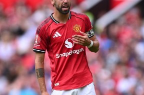 穆雷回归赛场，爆冷首场状态亮眼，曼联观众沸腾！的简单介绍