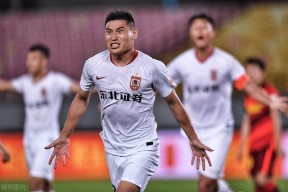 关于持续失利引发热议！，Doinb在曼联比赛中败北引发球迷热议的信息