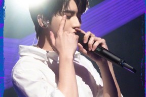 JackeyLove回归赛场，势不可挡首场状态亮眼，MAD观众沸腾！的简单介绍