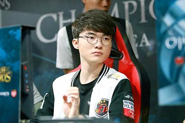 关于Faker爆冷击败阿森纳，精彩发挥引爆全场！的信息